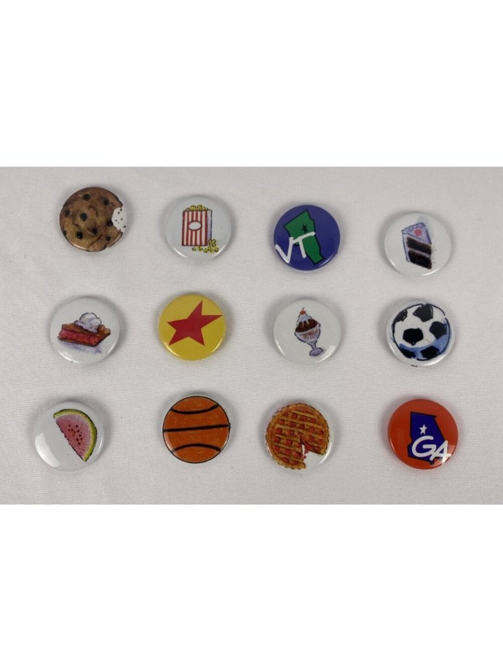 Lot of 13 VTG American Girl Grin Pins--Pleasant Company 1990s Collectibles Lot A